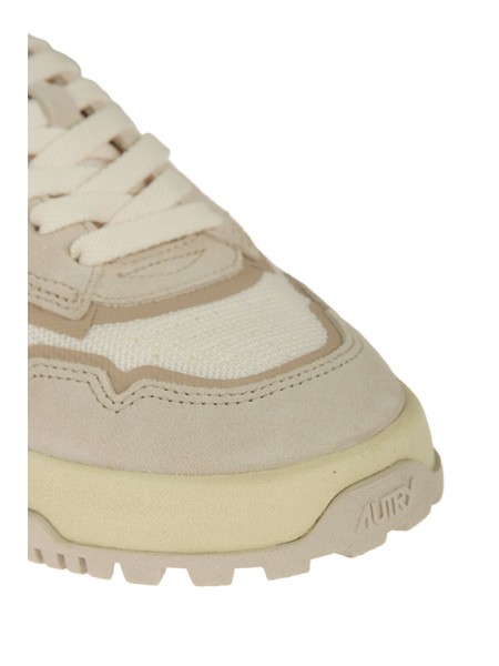 Sneakers Autry Wildpace Low in mesh e suede Bianco/Sand