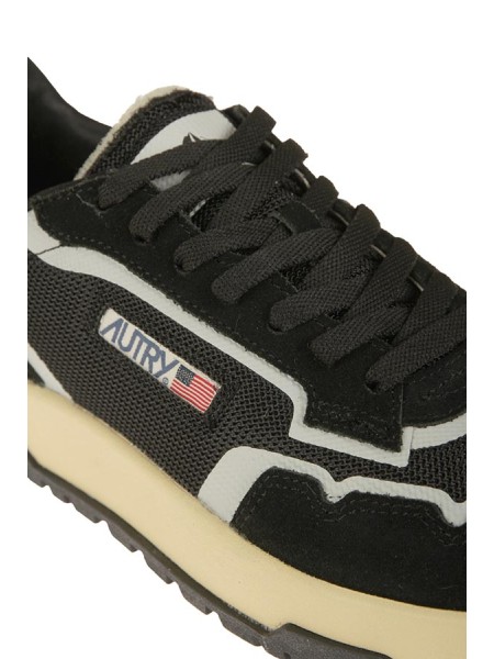 Sneakers Autry Wildpace Low in Mesh e Suede Nero/Bianco