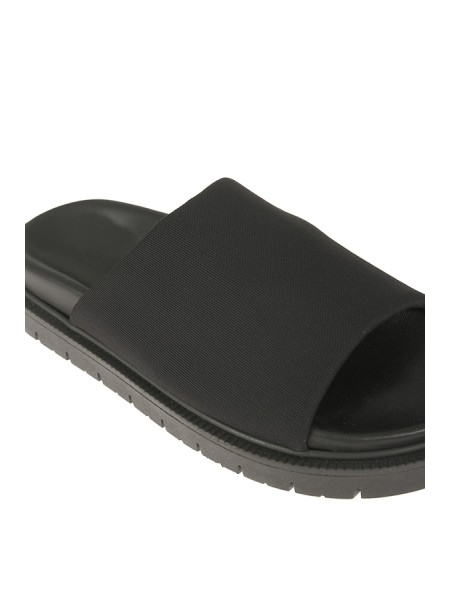 Calzature sandalo ciabatta fascia in tessuto tecnico sottopiede in pelle logato suola in gomma