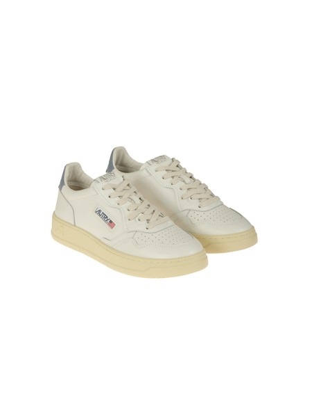 Sneakers Autry Dallas Low in Pelle Bianco/Tempesta