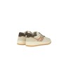 Calzature sneakers Avorio  tomaia in pelle liscia