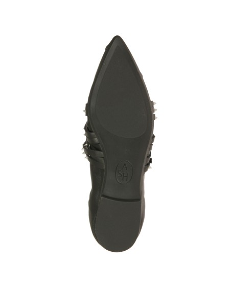 Calzature ballerina in pelle con dettagli di fibbie e borchie suola in gomma interno in pelle