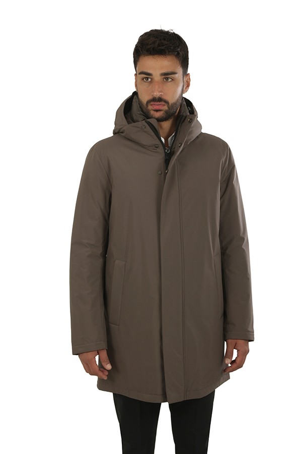 Abbigliamento con cappuccio abbottonatura aperta con zip e bottoni