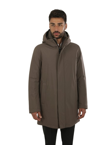 Abbigliamento con cappuccio abbottonatura aperta con zip e bottoni