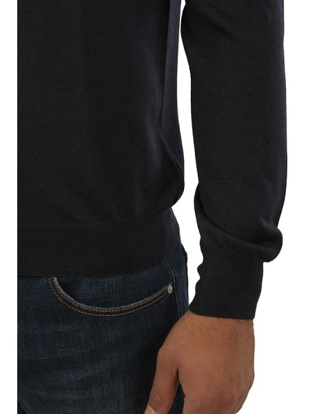 Abbigliamento dolcevita 70%la 30%se