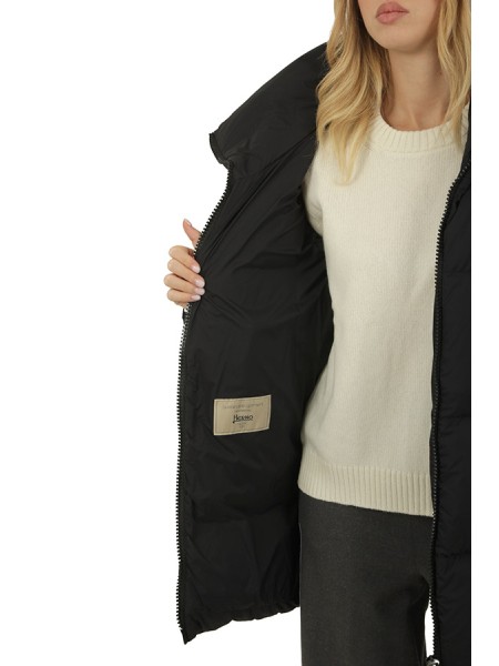 Piumino Herno A-Shape in Ecoage Nero