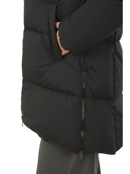 Piumino Herno A-Shape in Ecoage Nero