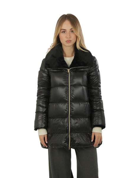 Piumino Herno A-Shape in Nylon Ultralight e Lady Alternative Fur Nero