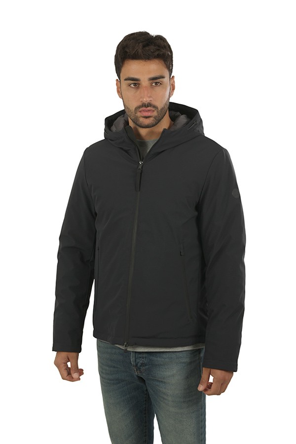 Abbigliamento con cappuccio