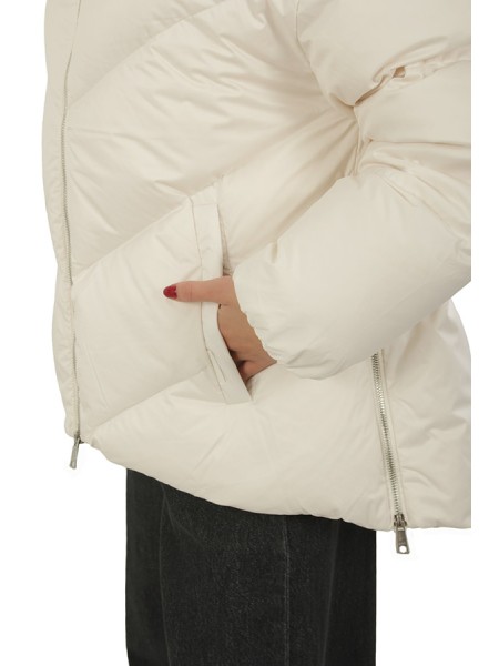 Piumino ADD con cappuccio fisso zip laterali  100%pl