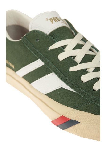 Calzature sneaker tomaia in suede con dettagli in pelle fondo gomma