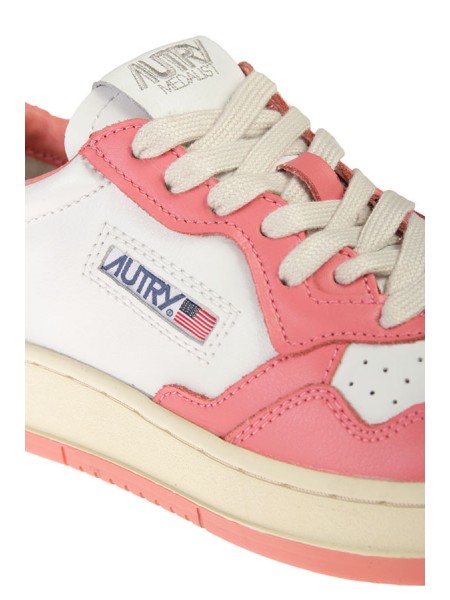Sneakers AUTRY Art.AULWWB 22