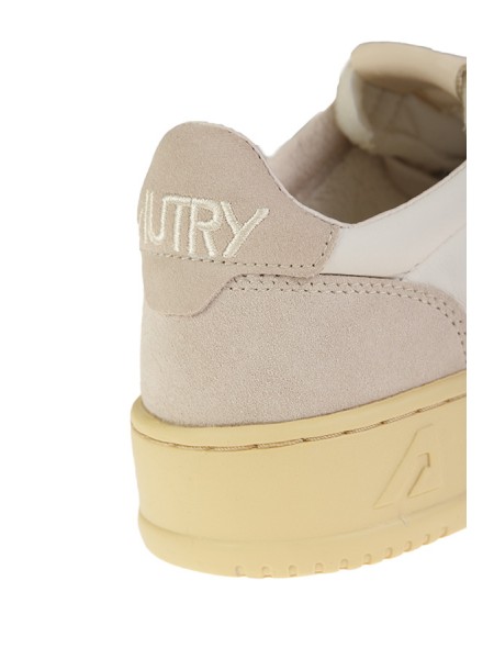 Sneaker Autry ARt.AULMSL 01