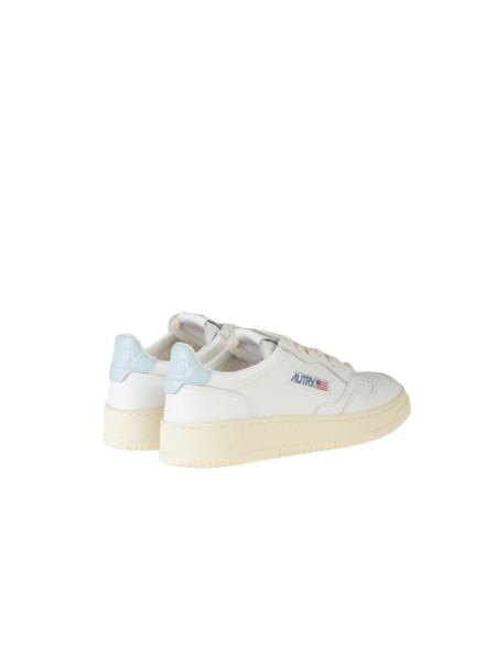 Autry Medalist Low Sneakers White Light Blue