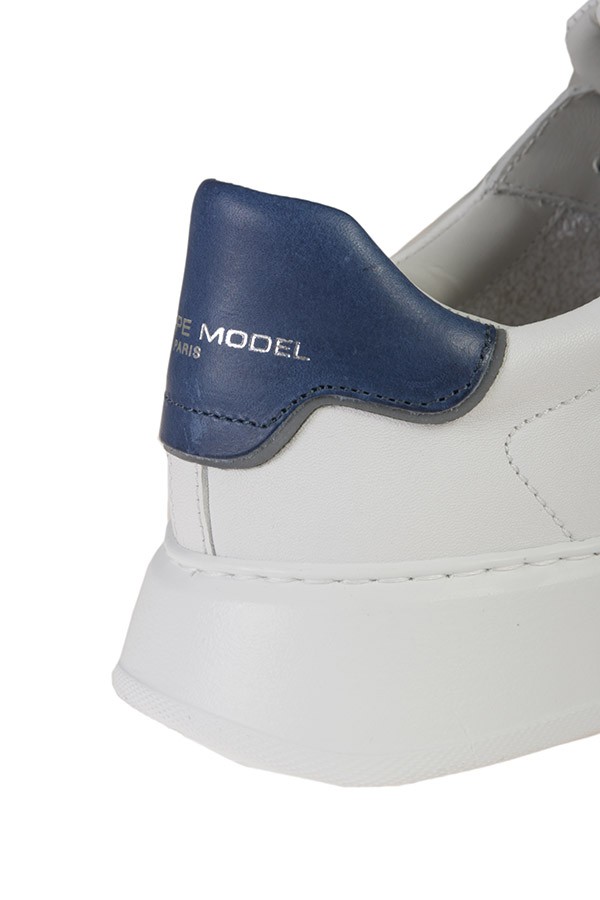 スニーカー Philippe Model Sneakers Temple Talloncino Blu Philippe Model Temple Sneaker in White/Blue Leather