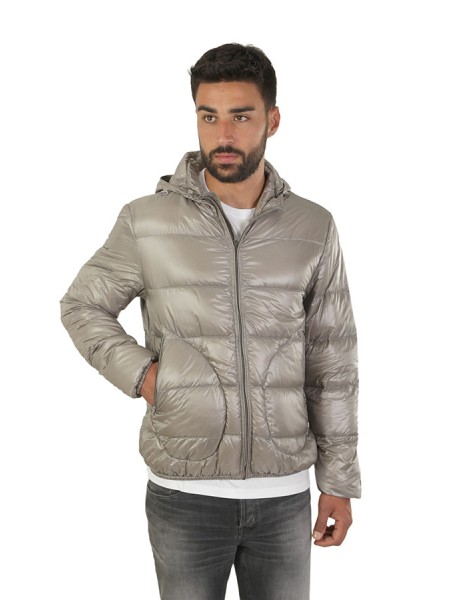 Piumino Herno in Nylon Ultralight Grigio Chiaro