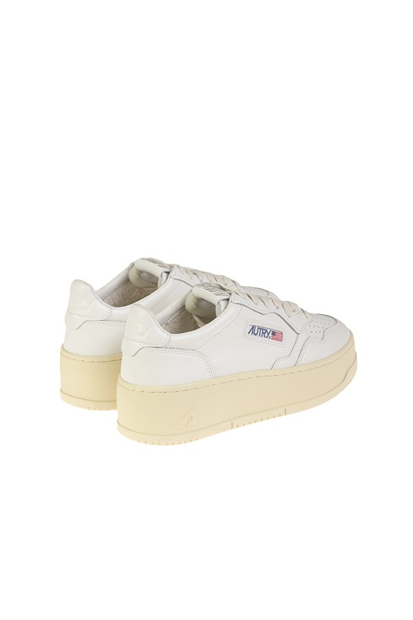 Sneakers Autry Medalist Platform In Pelle Bianca