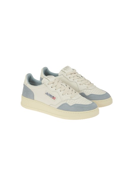 Sneakers Autry Medalist Low in Pelle e Suede Bianco/Celeste